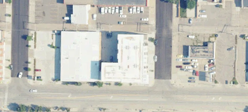 100 Main Ave