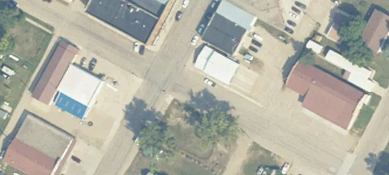 96 Main S Ave