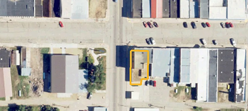 100 Main St