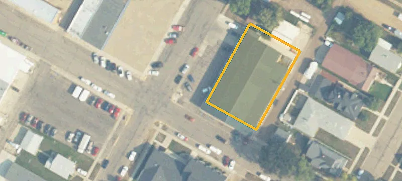 210 8th E St