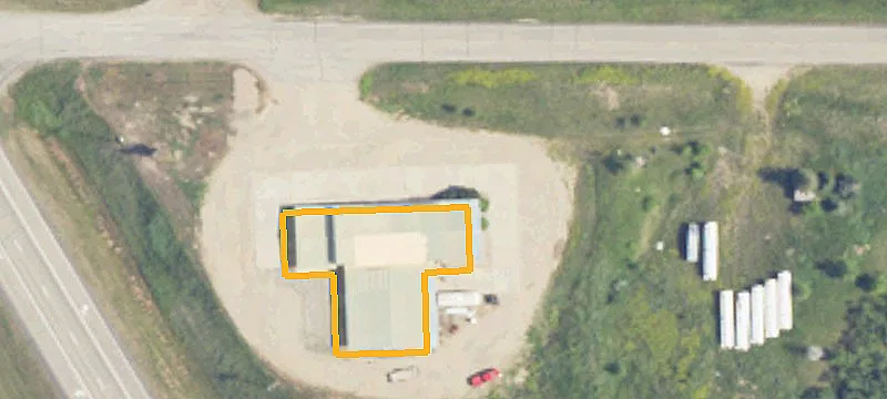 1102 County Rd 22