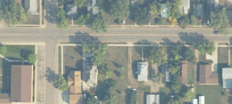 573 Brewster E St