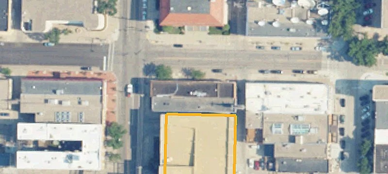 301 Broadway Ave
