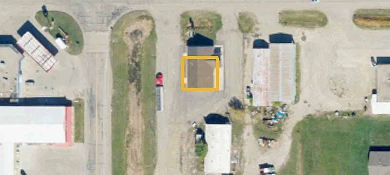 102 9th E Ave