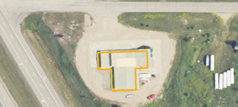 1102 County Rd 22