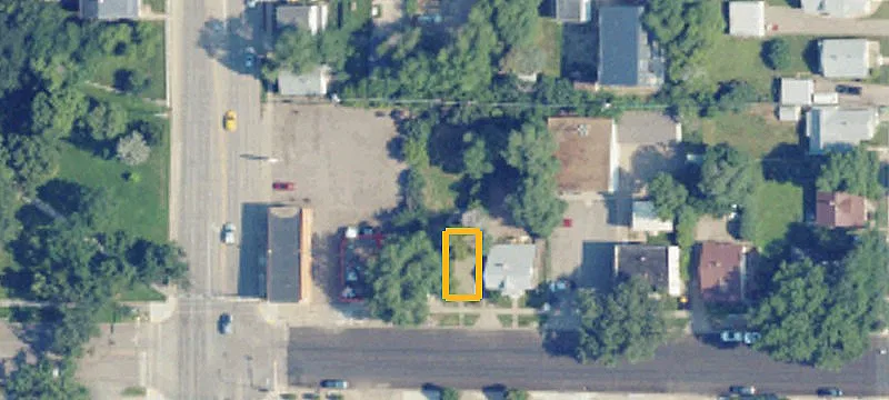 224 Broadway Ave