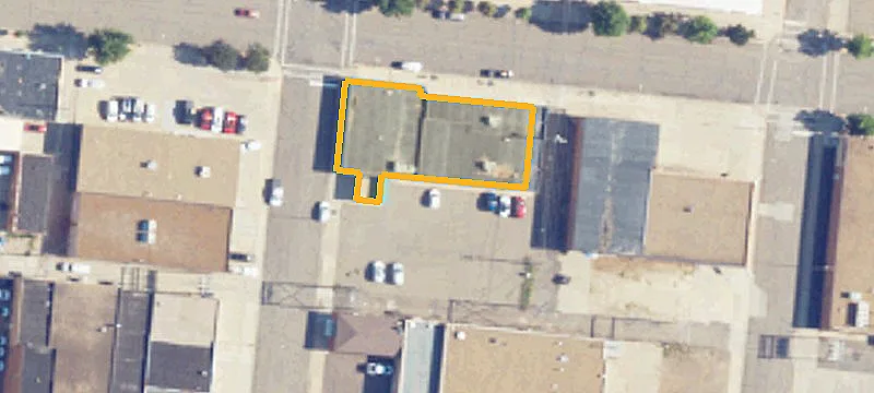38 2nd E Ave