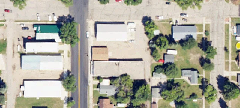 305 Main S St