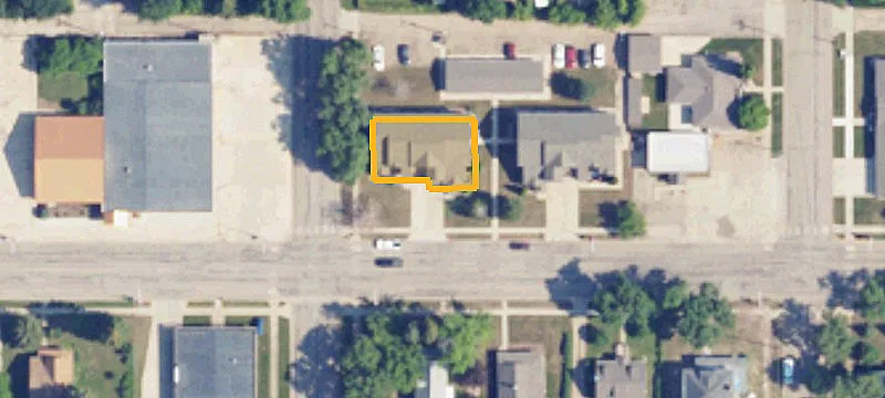 675 Main St