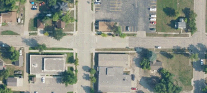 1004 Hl Ave