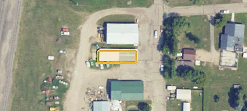 606 Jahr Ave