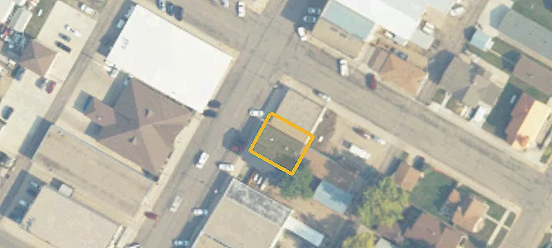 911 Lincoln Ave