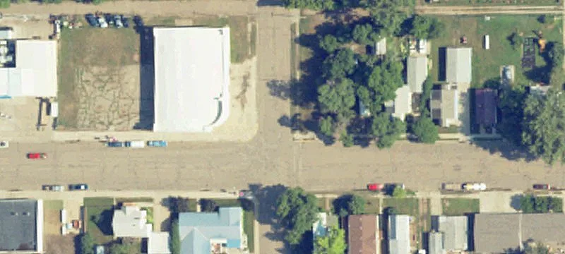 300 Main St