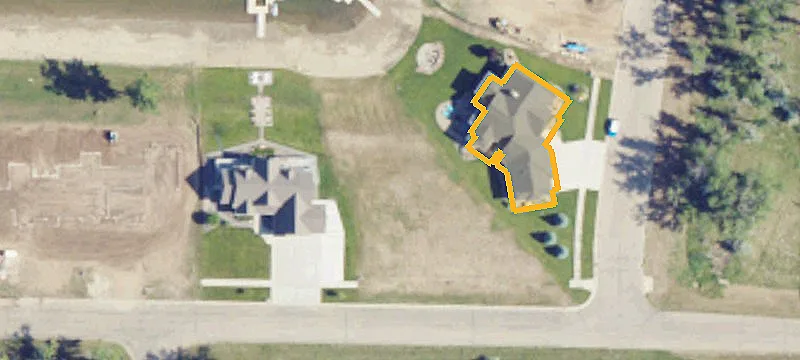 2000 Larson Rd
