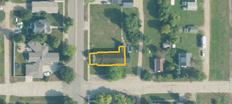 640 Main St