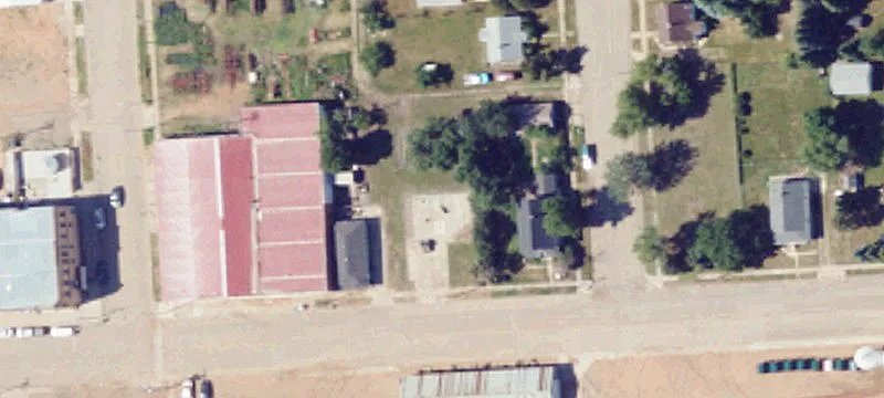 208 Main Ave