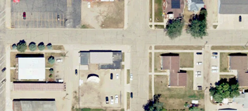 111 6th St