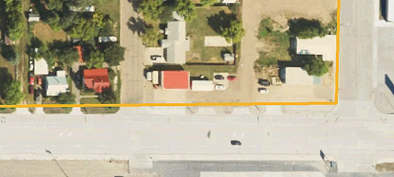 124 Railroad Ave