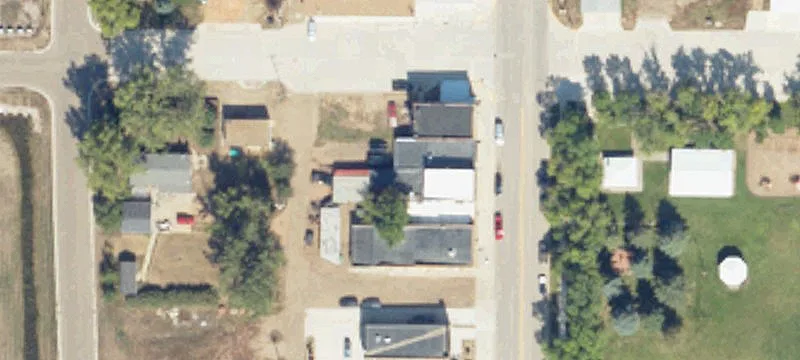 606 Elk St