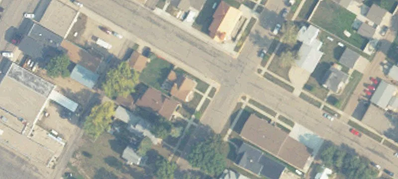 916 Adams Ave