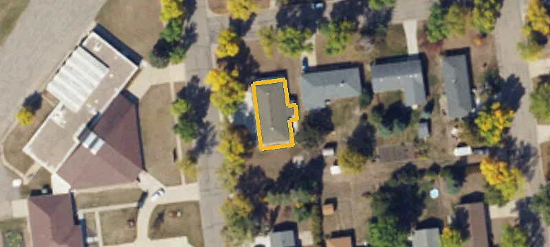 801 Caledonia Ave