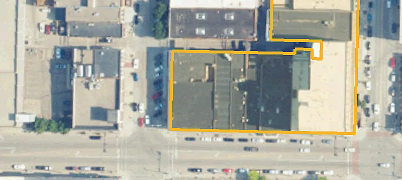 402 Main Ave