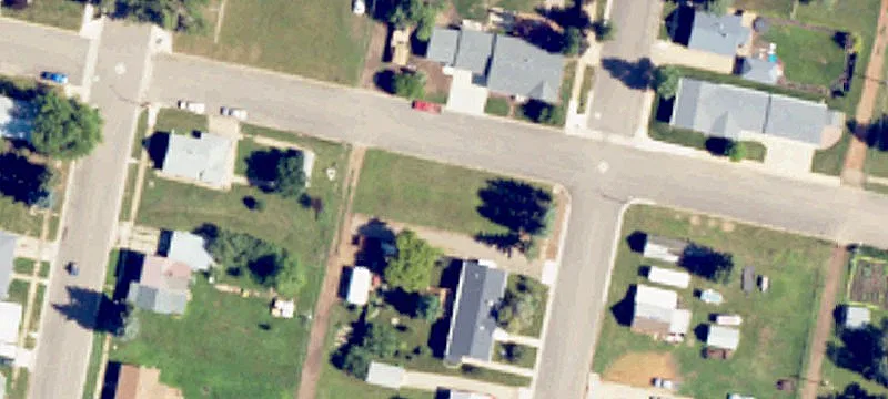 230 3rd N St