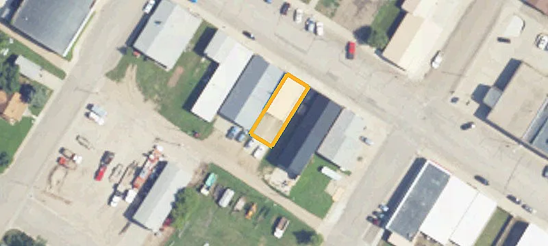 615 Main Ave