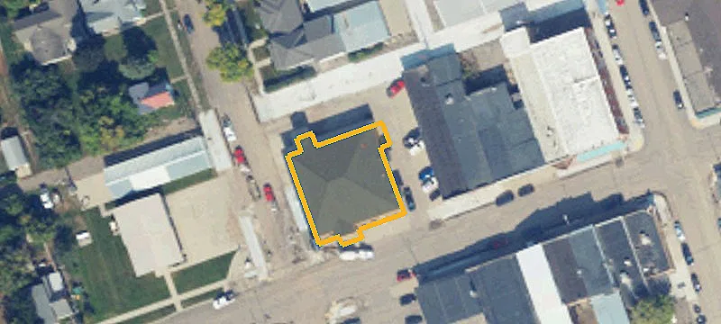 44 Main W St