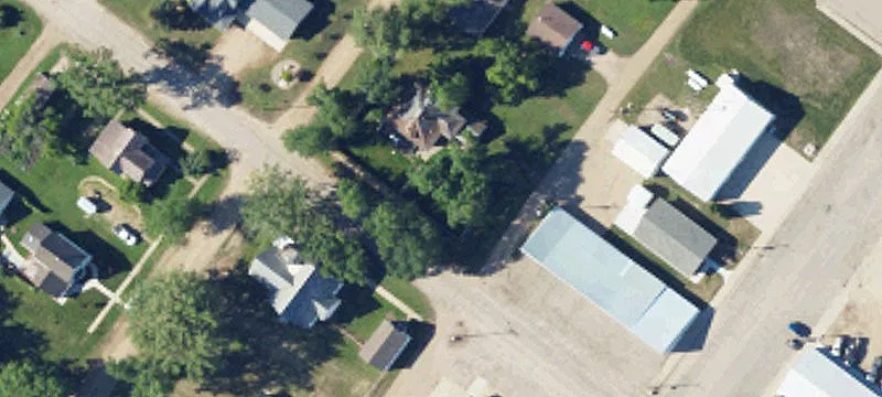 208 Center St