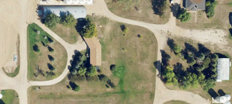 122 Mcdonald S Ave