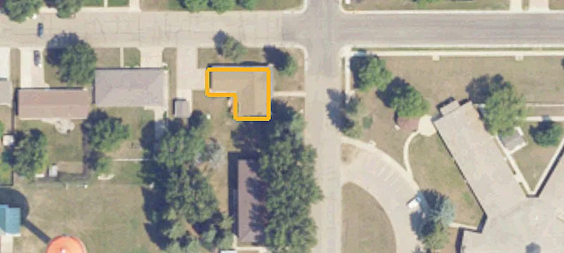 1040 Hwy 3rd S