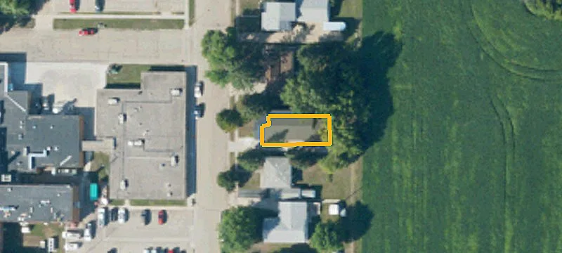 202 3rd S Ave