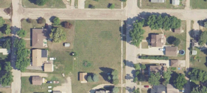 504 Raymond St
