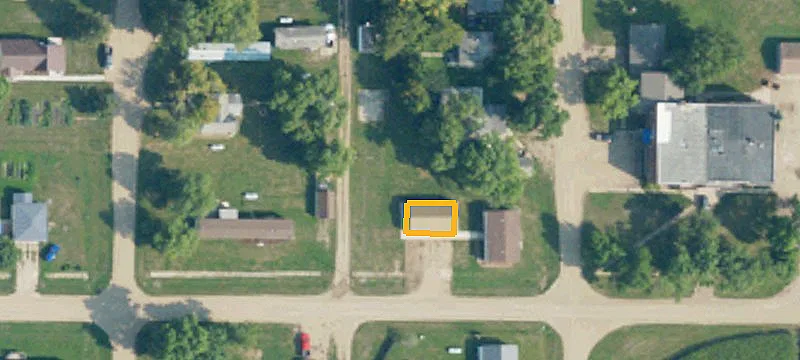 215 2nd St