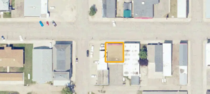 418 Main St