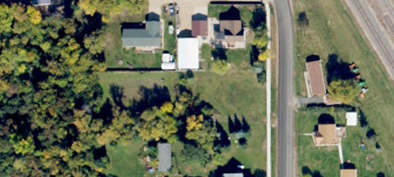 404 Oldham Ave