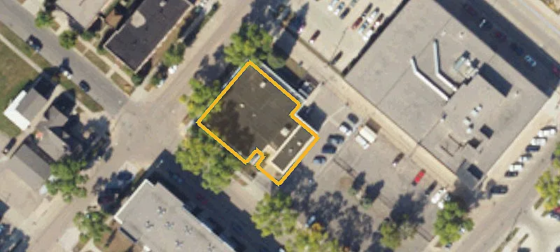 124 6th St