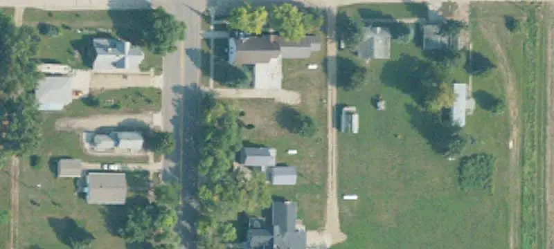704 Main St