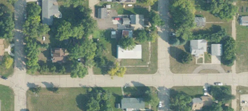132 3rd Ave