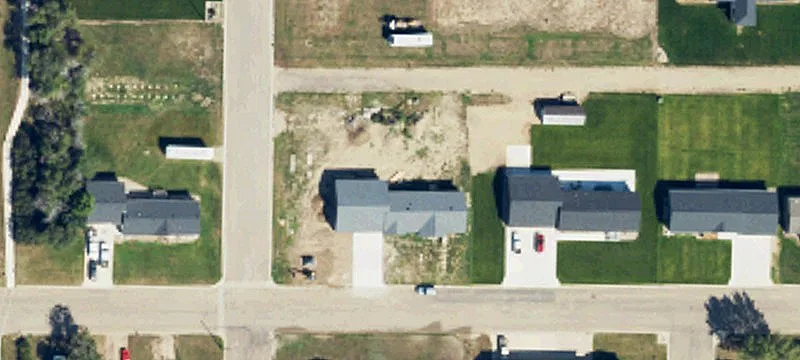 412 5th W Ave