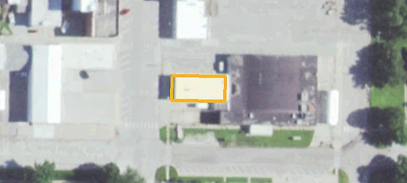 412 Linden St
