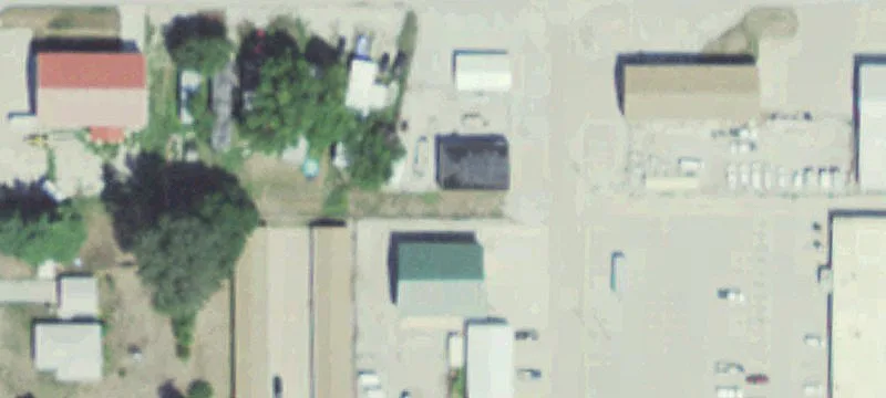 215 10th St