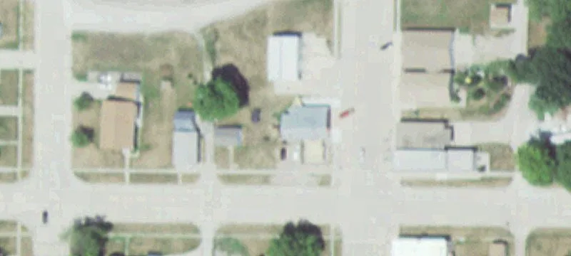 102 4th St