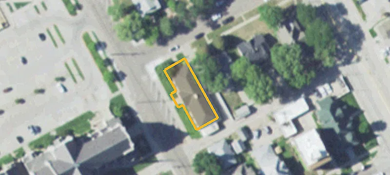 205 Cedar St
