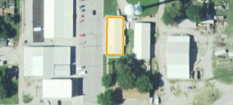 Commercial Ave