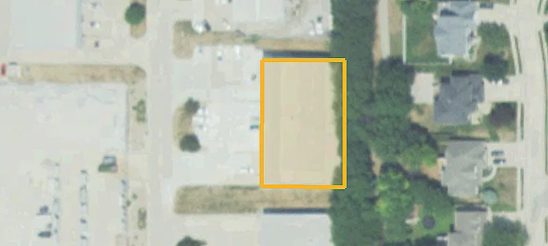 711 Frontage Rd