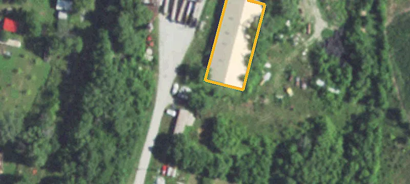 2500 Luther St