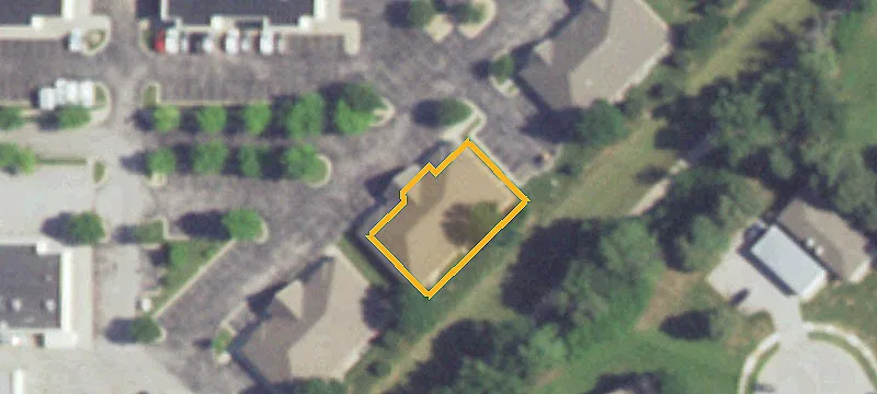 1633 Normandy Ct