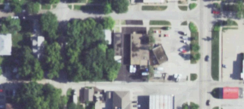 4717 Lowell Ave